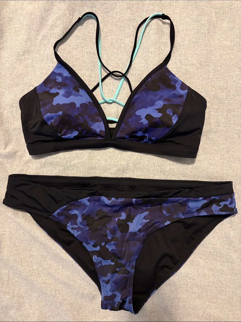 Athleta Freestyle Blue Camo Bikini Set